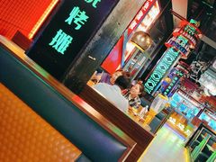 -路边边地标烧烤·川菜·小龙虾·音乐酒馆(良乡长虹店)