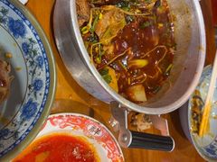 -爆炸头阿姨小四川正宗川味小吃(无任何分店)