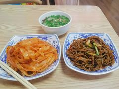 -晓峰手工擀面皮(新民街总店)
