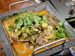 酸菜牛肉-八张桌子(老店)