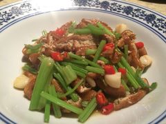 -味上湘菜馆(岳麓山店)