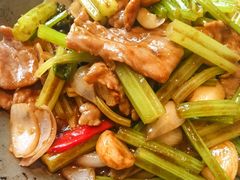 -吕氏焗小鲜•海鲜青岛菜(总店)