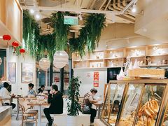 -Dough&Joe团憩(瑞虹天地月亮湾店)