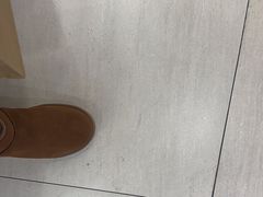 -UGG(燕莎奥特莱斯购物中心店)