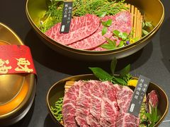 -山川小町·极番烧肉(新地假日广场店)