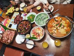 -老滇山寨•云南特色菜•地方菜•民族风情歌舞表演(世纪金源店)