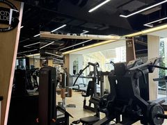-威克健身游泳(万菱汇店)