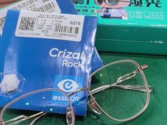 -豪门视光·星趣控·蔡司依视路眼镜代理商(中央大街店)