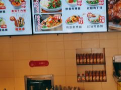 -顺溜·手工刀削面·黑金店(铜锣湾店)