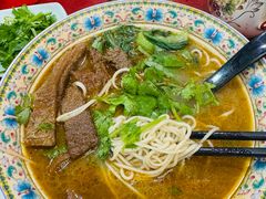 -金杨拉面王小吃面馆·牛三宝面·红烧牛肉粉