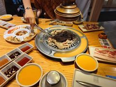 -喜来稀肉(北外滩白玉兰广场店)