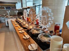-湖景知味西餐厅•自助餐• 轻食(南京金茂威斯汀大酒店)