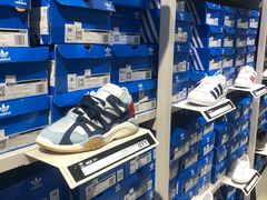 -阿迪达斯(八方汇精品优惠店)