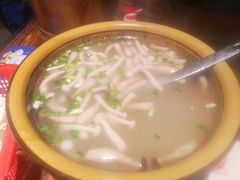 -富正毅三下锅·湘西韵味(天门山索道店)