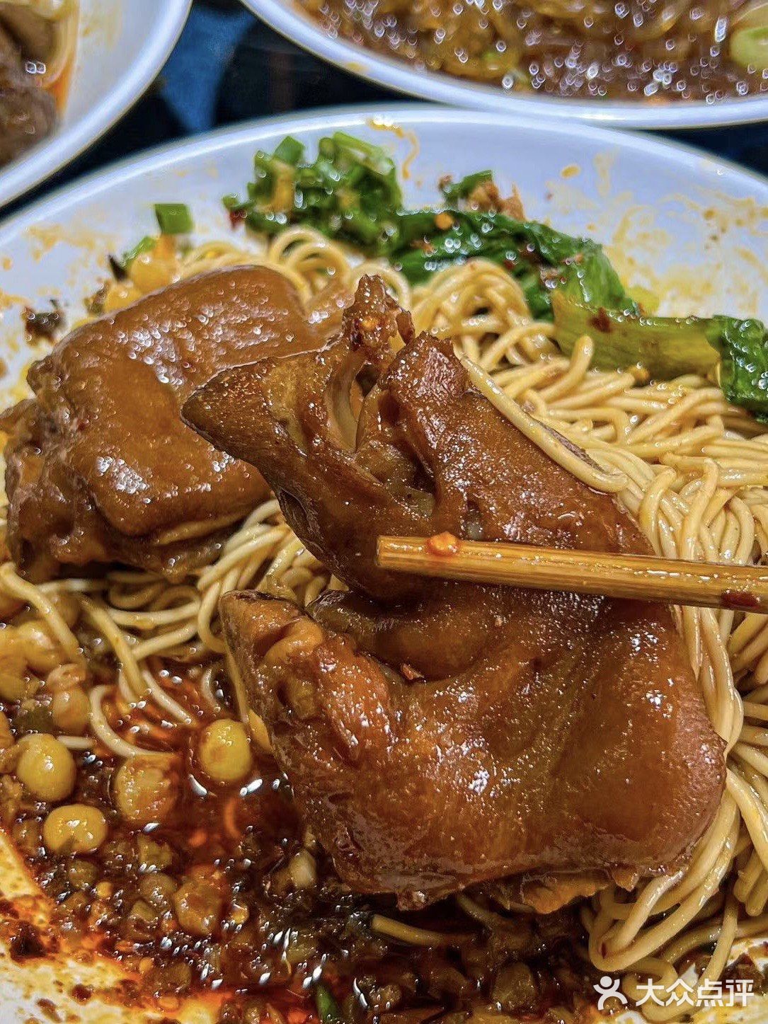 成都也吃到狂飙强哥同款猪脚面！太香了啊啊