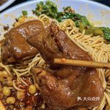 成都也吃到狂飙强哥同款猪脚面！太香了啊啊