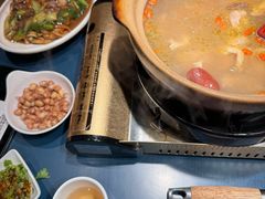 -邹开喜·小海鲜醉鸡煲·潮汕鲜切牛肉店(襄阳北路店)