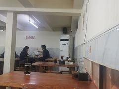 大堂-宝瑞门钉肉饼店