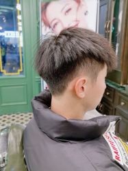 -海文先生国潮烫染男士理发馆