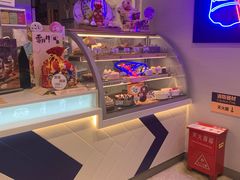-DQ·蛋糕·冰淇淋(融创茂店)