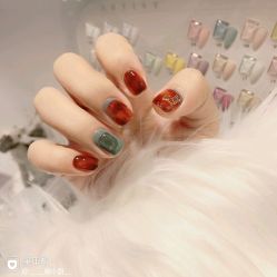 -Pink You美甲洗眉纹绣定制中心