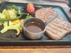 -必胜客(尹山湖歌林公园店)