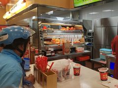 -塔斯汀中国汉堡(浦东绿地东海岸店)