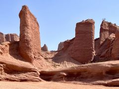 -天山神秘大峡谷