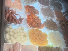 -红渡小香·牛肉麻辣香锅(车站南路店)