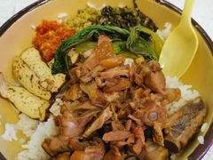 招牌猪脚剁椒卤汁拌饭-流浪地图剁椒卤汁拌饭(未来城购物广场店)