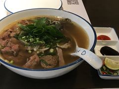 越南火车头汤河-美奈小馆·越南料理(中航城君尚购物中心店)