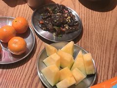 -卤校长重庆火锅(银泰城店)