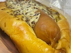 芥末籽肠仔包-PAPER STONE BAKERY(天汇广场店)