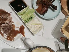 -梅利汴京烤鸭•开封豫菜地标店(东司门店)