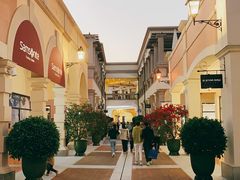 -佛罗伦萨小镇广佛名品奥特莱斯(疏港路店)