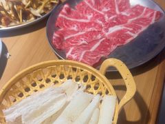-洱火云南酸菜牛肉火锅(石景山当代商城店)