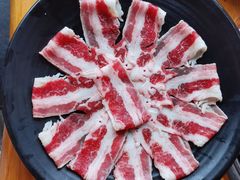 -唯成•韩国炭火烤肉 유성고기