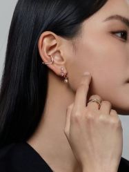 -周生生Chow Sang Sang(先天下店)