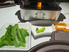 -炆艺乳鸽·煲仔饭大排档(望京来广营店)