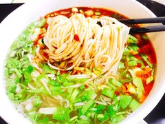 -陇上全荟兰州传统牛肉面(延吉路店)