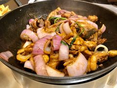-胡须佬鸡煲四季火锅店(石厦西村直营店)