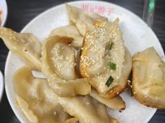 -胡记锅贴·沪上游子老鸭粉丝汤(太原路店)