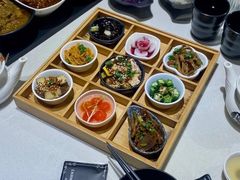 九宫格玲珑前菜-新仙清汤牛腩(铜锣湾店)