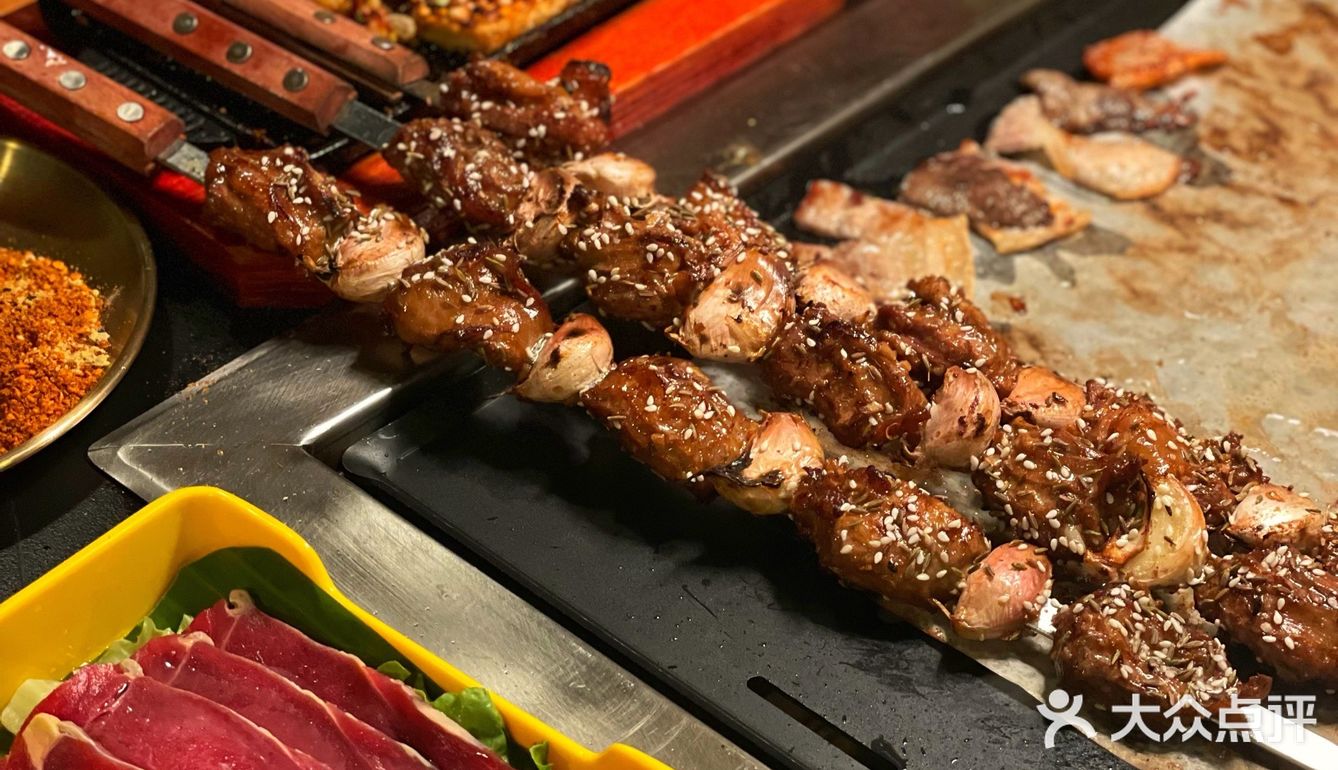 这个才是烧烤的烟火气！