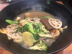 -万记麻辣烫国展总店