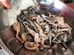 -老石黑山羊毛驴肉火锅(金凯广场店)