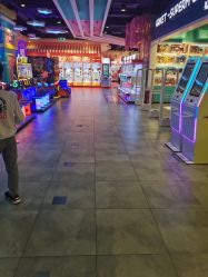 -LuckyStar幸运星家庭娱乐中心(东莞国贸店)