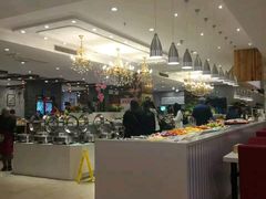 -泉福居酱骨头自助广场(南大街商业步行街店)