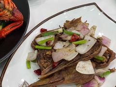 -老鄞江清水龙虾•赵赵家(江北店)