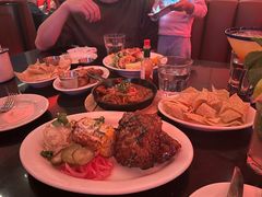 驰名烟熏嫩猪小排-Chili's Cafe&Bar奇利斯(滨江店)